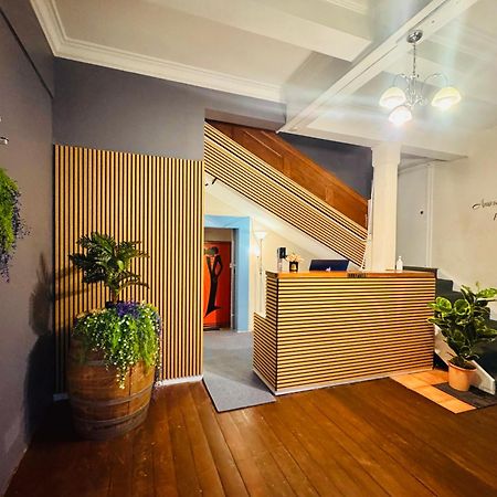 Crashpalace Backpackers Napier Buitenkant foto