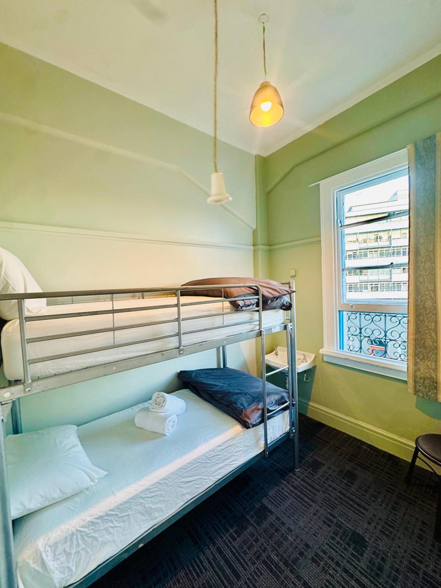 Crashpalace Backpackers Napier Buitenkant foto