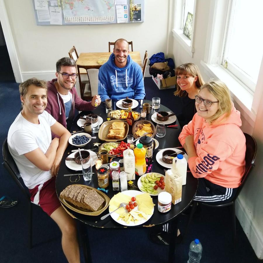 Crashpalace Backpackers Napier Buitenkant foto